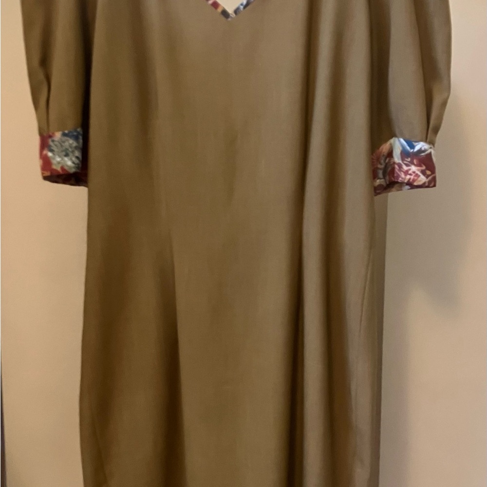 Vintage Elegant Brown Dress with Floral Accent size M. Handmade Coutoure Unique🌷